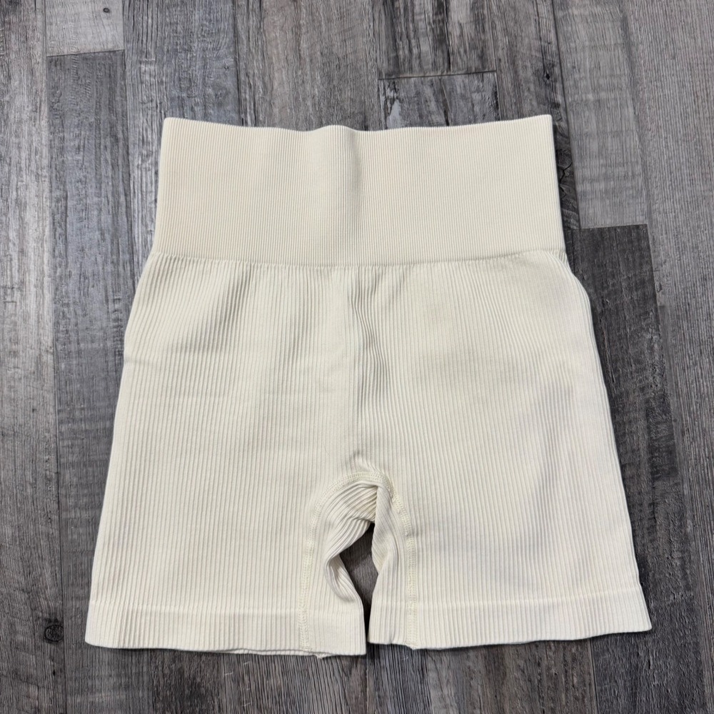 OQQ Women's Size Small Cream Ribbed High Waisted Seamless Biker Shorts